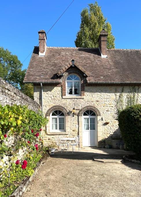Charmante Maisonette A Arconnay エクステリア 写真