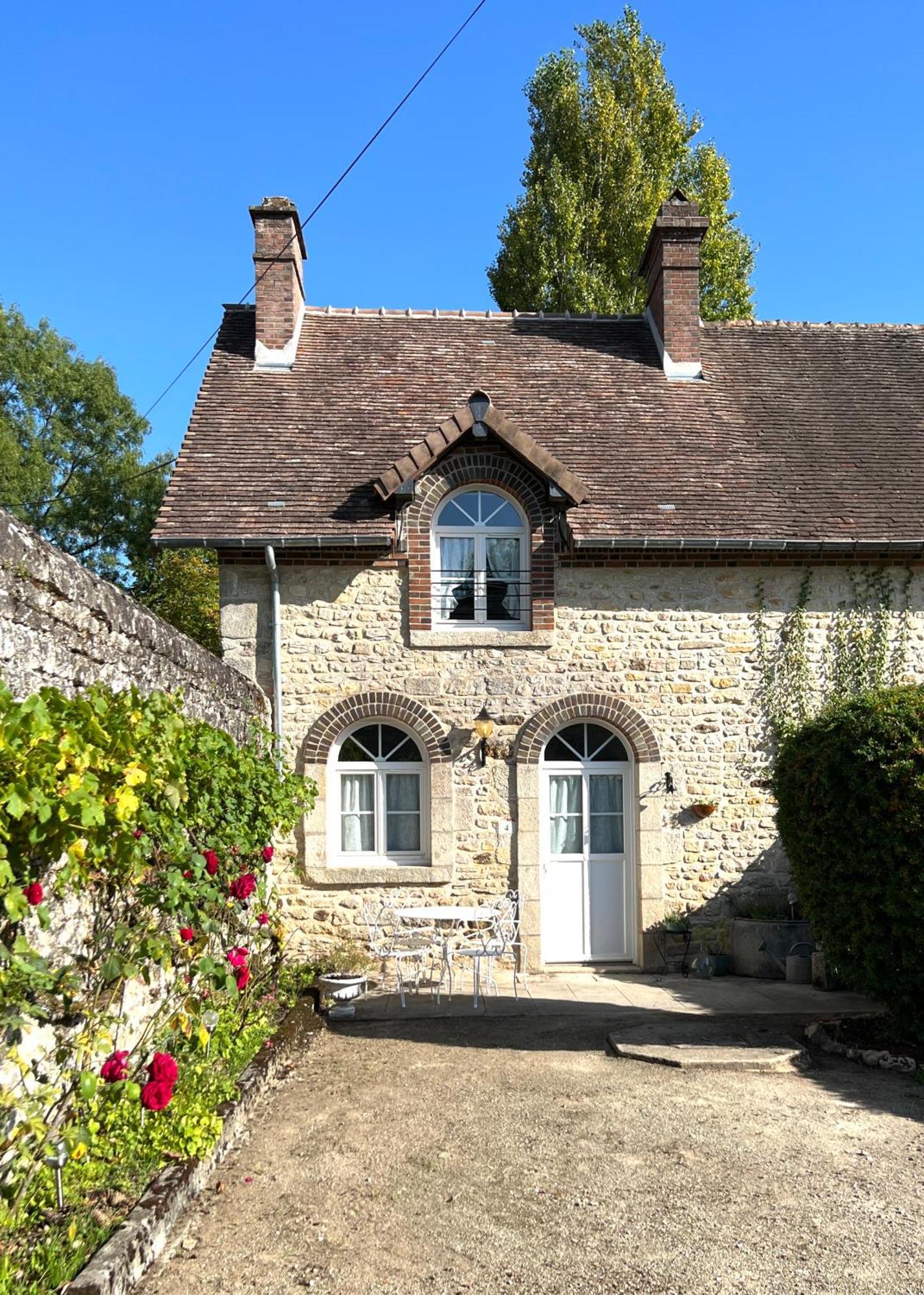Charmante Maisonette A Arconnay エクステリア 写真