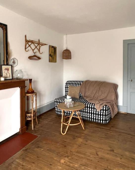 Charmante Maisonette A Arconnay エクステリア 写真