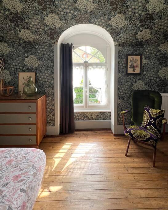 Charmante Maisonette A Arconnay エクステリア 写真