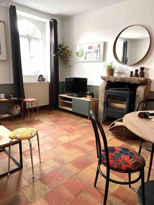 Charmante Maisonette A Arconnay エクステリア 写真
